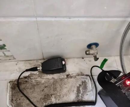 远安屋顶漏水维修公司分享下卫生间漏水的危害及解决方法